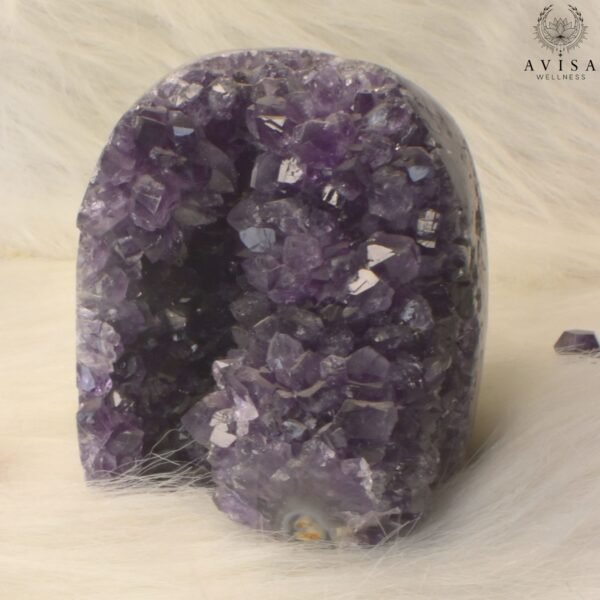 Amethyst Geode (1.6kgs) - Image 2